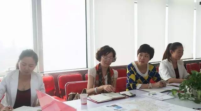 東方龍商務舉行四場投資選址項目政府對接會，并將同步推進項目考察