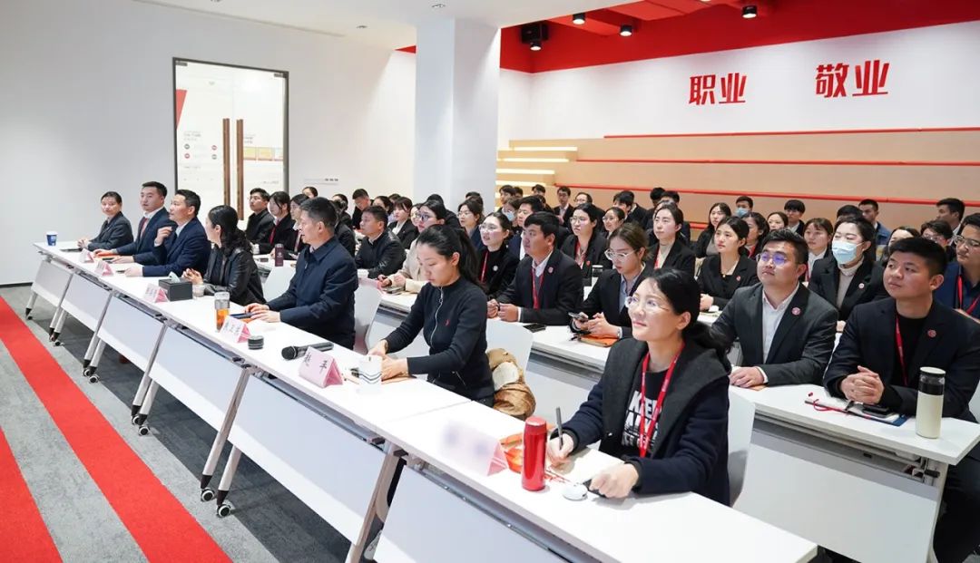 再推動一批項目落地，再塑造一批典型案例，發(fā)出集團招商最強音！3月下旬，集團成功通過34個優(yōu)質投資選址項目
