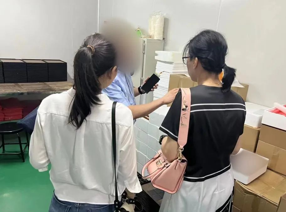 高新技術(shù)企業(yè)，項(xiàng)目投產(chǎn)見效快！陜西某地方政府實(shí)地對(duì)接液晶顯示核心配件投資選址項(xiàng)目