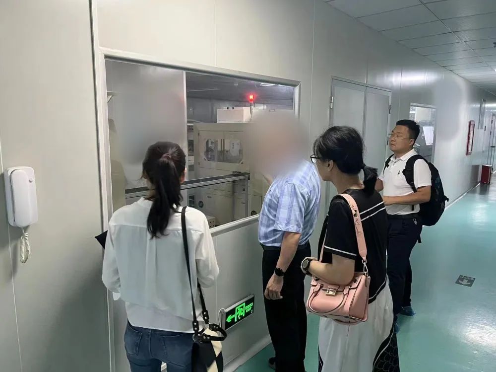 高新技術(shù)企業(yè)，項(xiàng)目投產(chǎn)見效快！陜西某地方政府實(shí)地對(duì)接液晶顯示核心配件投資選址項(xiàng)目