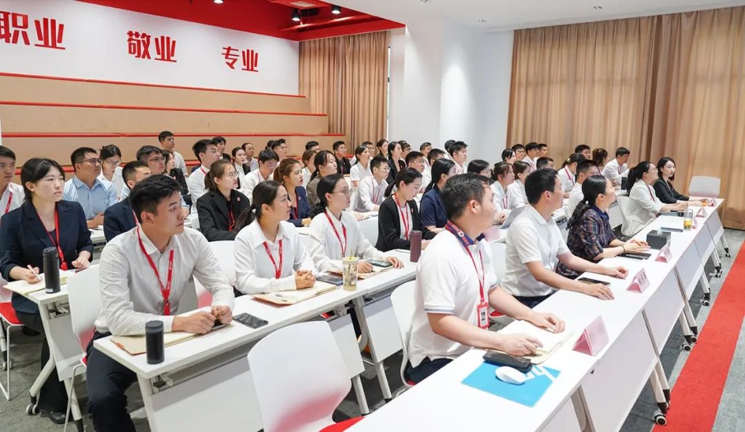 項(xiàng)目開發(fā)熱潮涌，千帆競發(fā)勢(shì)如虹！7月中旬，集團(tuán)共37個(gè)優(yōu)質(zhì)投資選址項(xiàng)目通過評(píng)估