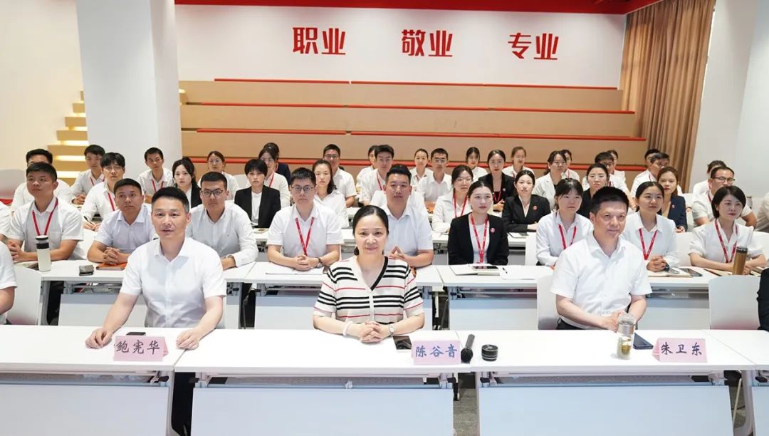 搶抓項(xiàng)目、靠前服務(wù)、推動(dòng)落地！7月下旬，集團(tuán)共35個(gè)優(yōu)質(zhì)投資選址項(xiàng)目通過評估
