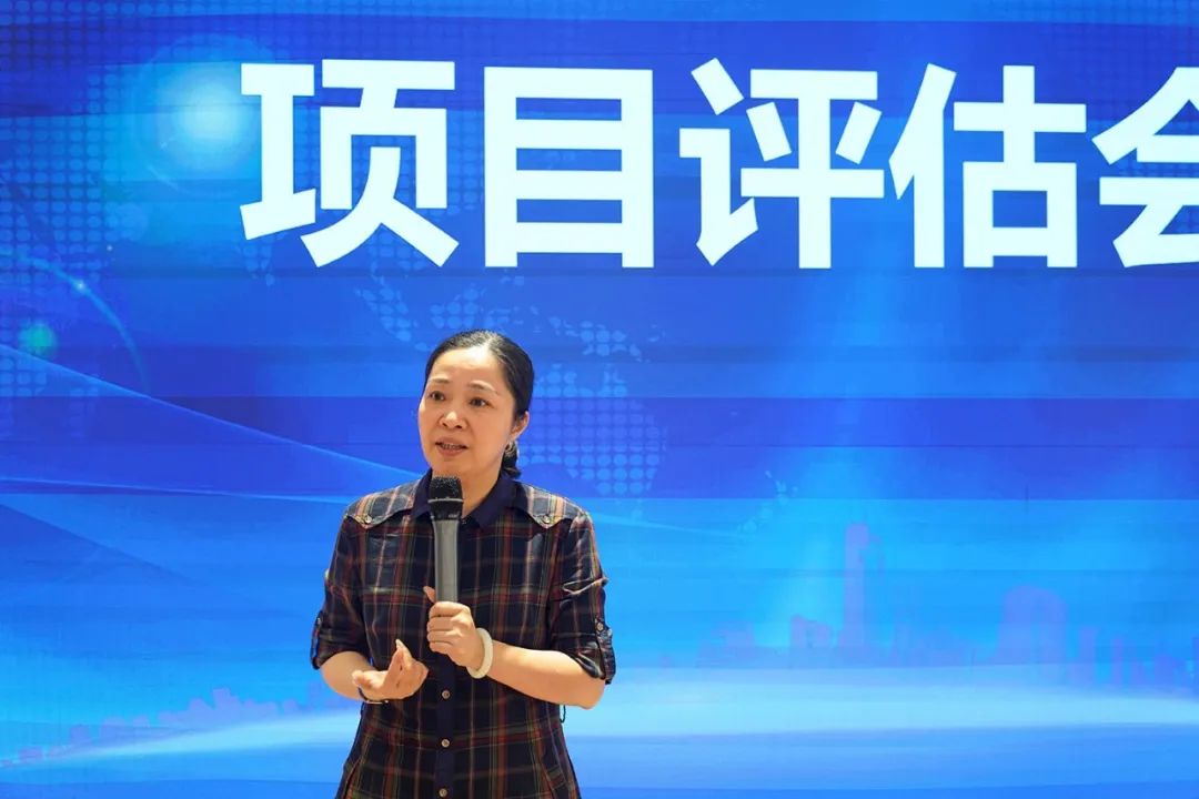 迎進(jìn)博，抓服務(wù)，東方龍商務(wù)再出擊！10月下旬，集團(tuán)共35個(gè)優(yōu)質(zhì)投資選址項(xiàng)目通過評估