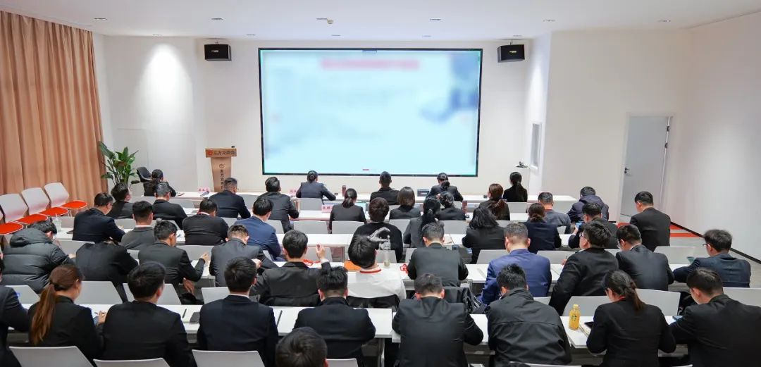 攻招商、拼項目、優(yōu)服務(wù)，捍衛(wèi)行業(yè)龍頭地位！3月中旬，集團(tuán)共43個優(yōu)質(zhì)投資選址項目通過評估