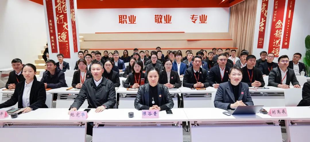 攻招商、拼項目、優(yōu)服務(wù)，捍衛(wèi)行業(yè)龍頭地位！3月中旬，集團(tuán)共43個優(yōu)質(zhì)投資選址項目通過評估