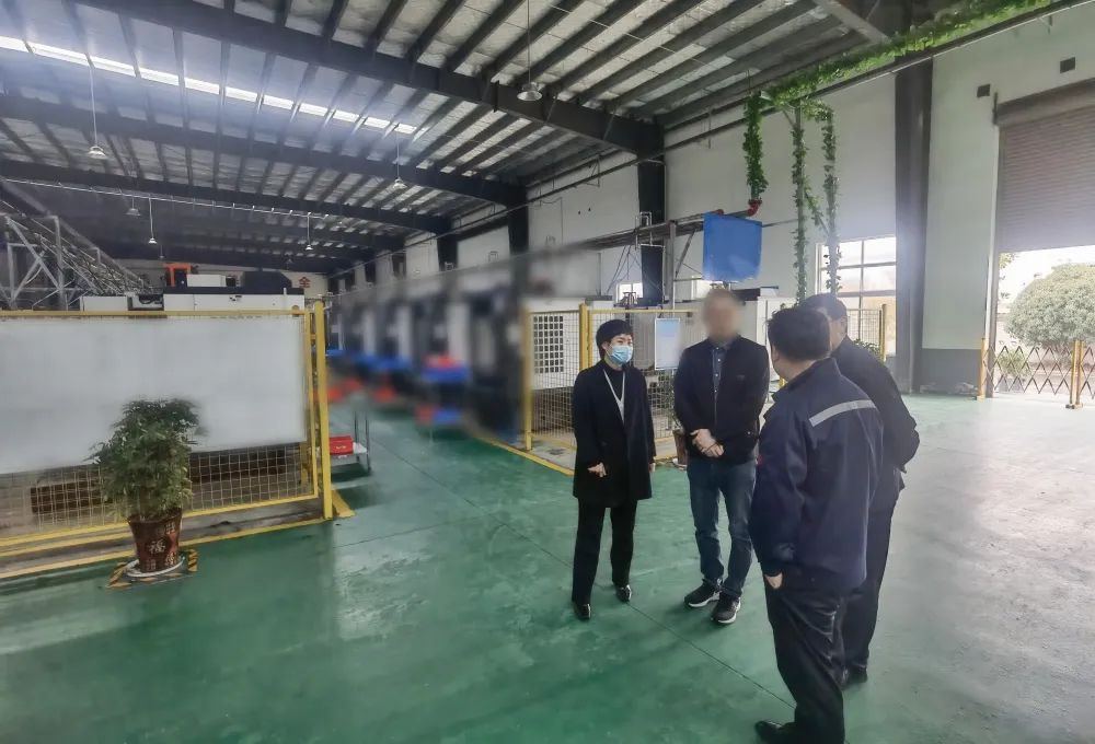 與富士康、比亞迪、華為等知名企業(yè)保持深度合作！高端陶瓷電子新材料生產(chǎn)擴(kuò)建投資選址項目方實地考察河南某地方政府