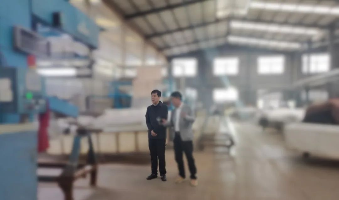 時尚服裝品牌供應商！黑龍江某地方政府實地對接老牌紡織布料加工投資選址項目