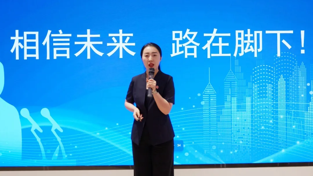 東方龍商務(wù)首屆“講好招商引資”故事大賽成功舉行！沉淀十年招商路，專業(yè)領(lǐng)航贏未來(lái)！