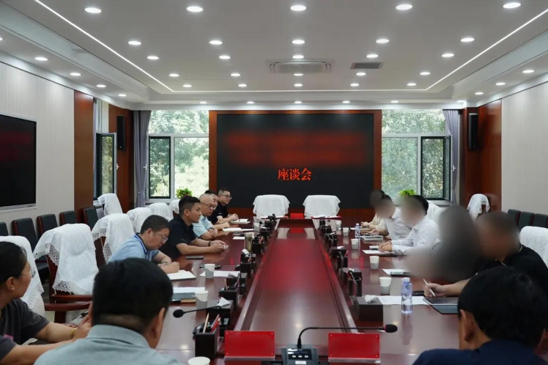 15天！集團(tuán)精準(zhǔn)推動(dòng)內(nèi)蒙古某地方政府與專精特新新能源電池?cái)U(kuò)建投資選址項(xiàng)目方成功簽訂投資協(xié)議