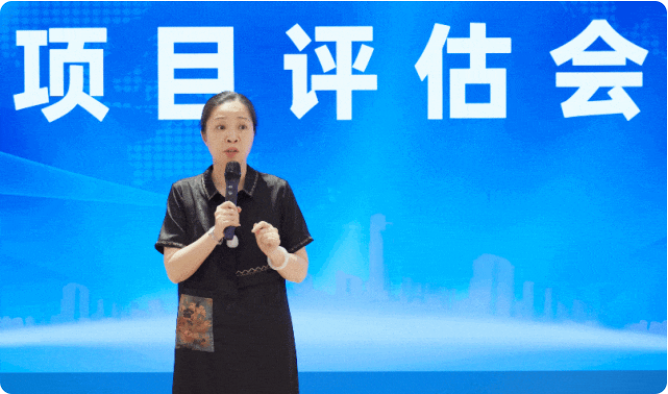 抓好項(xiàng)目開發(fā)先手棋，夯實(shí)項(xiàng)目落地硬支撐！9月上旬，集團(tuán)共33個優(yōu)質(zhì)投資選址項(xiàng)目通過評估