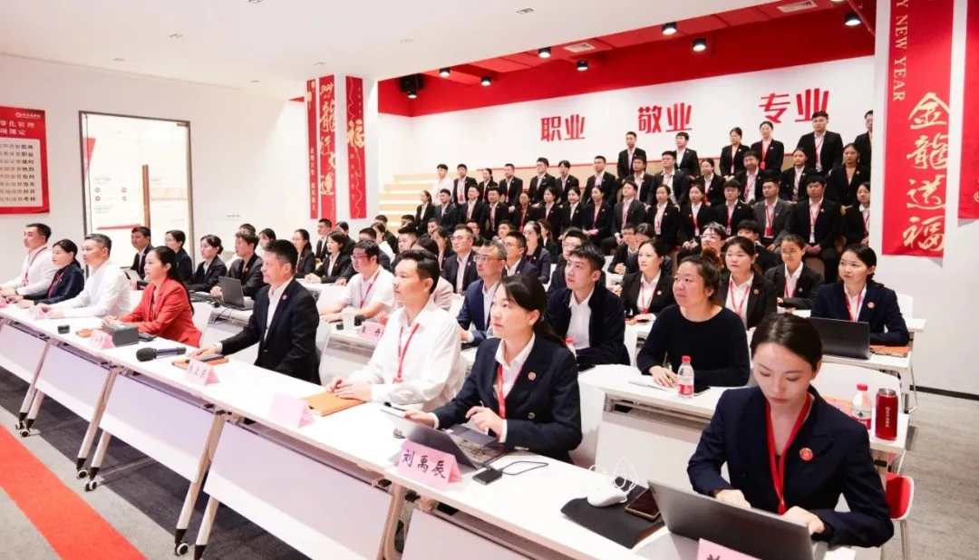 備戰(zhàn)“進(jìn)博”，東方龍商務(wù)項目儲備“放大招”！10月中旬，集團共52個優(yōu)質(zhì)投資選址項目通過評估