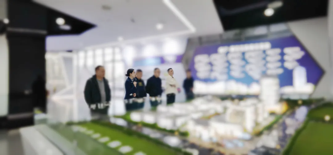 研發實力雄厚，客戶群體穩定！高規格背光源生產擴建投資選址項目方反向考察四川某地方政府