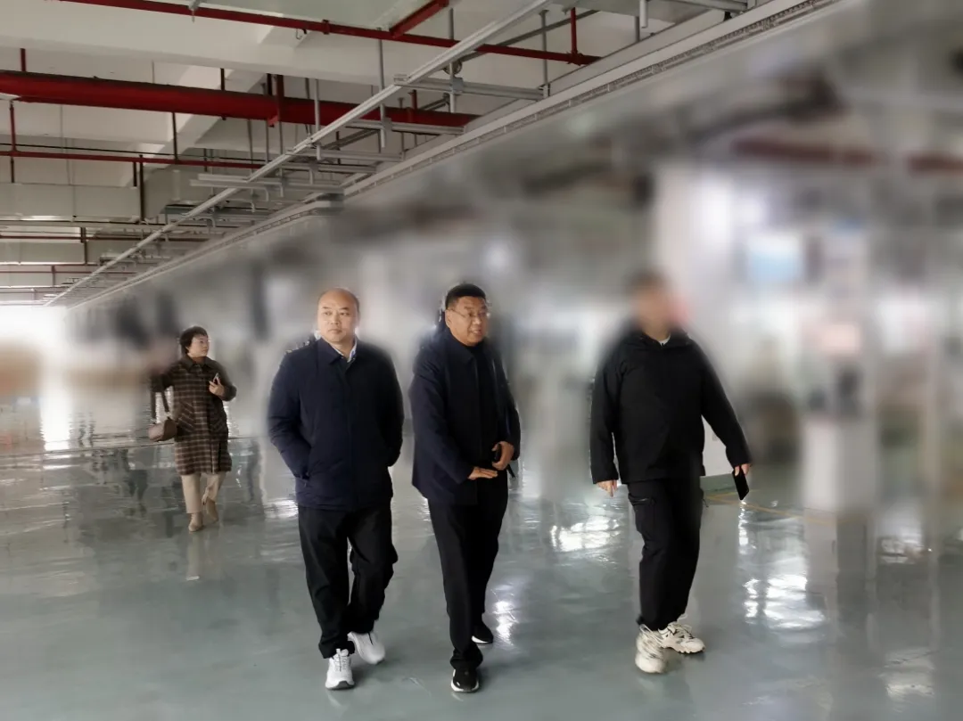 暢銷海內(nèi)外，產(chǎn)品線豐富！河南某地方政府實地對接品牌運動服裝生產(chǎn)擴建投資選址項目
