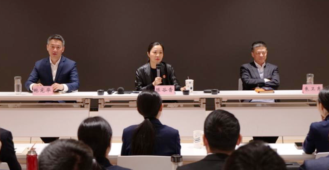 上海東方龍商務集團召開一季度干部會議，剖析發(fā)展現(xiàn)狀，明確“奔跑二季度”沖刺方向